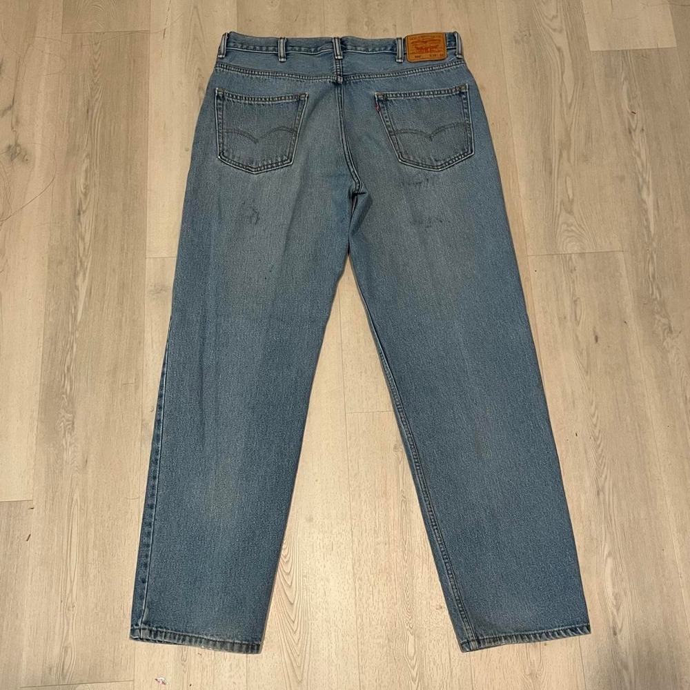 Men's Levi's 550 blue jeans relax wide leg  Size 38x34